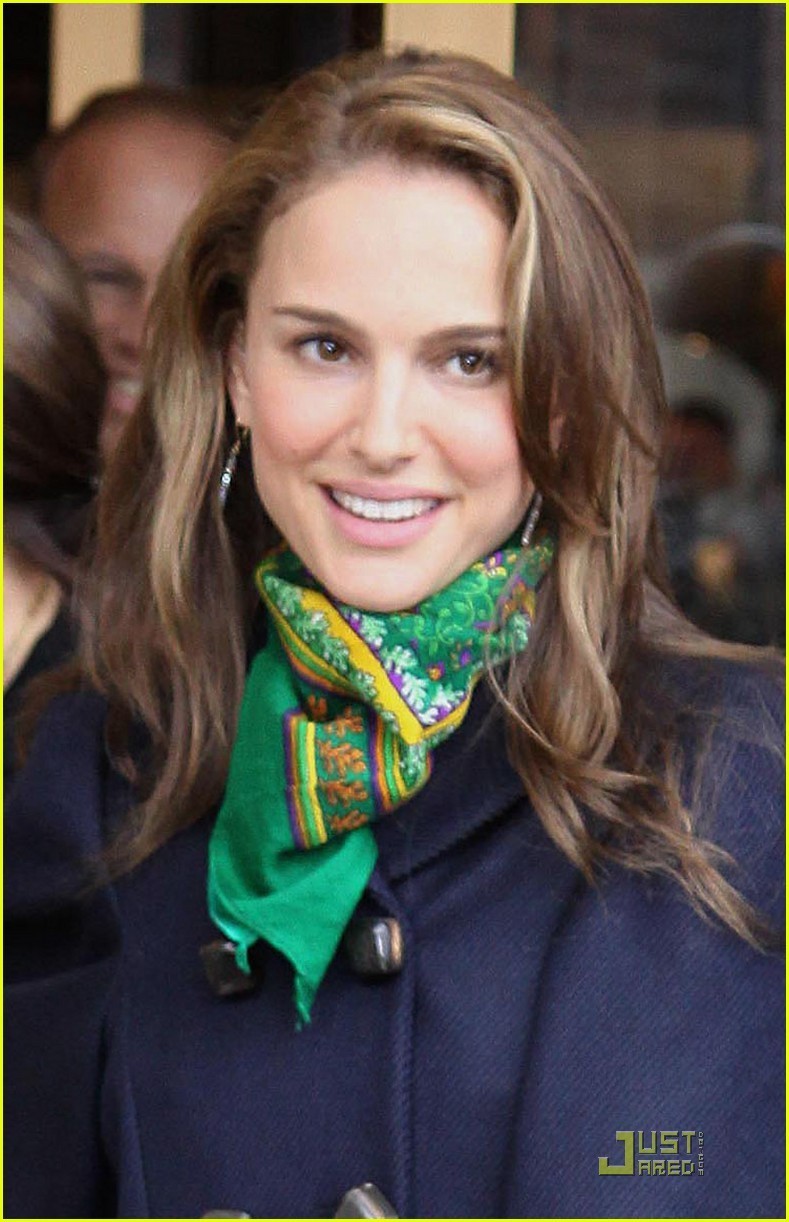 Natalie-natalie-portman-8184112-789-1222